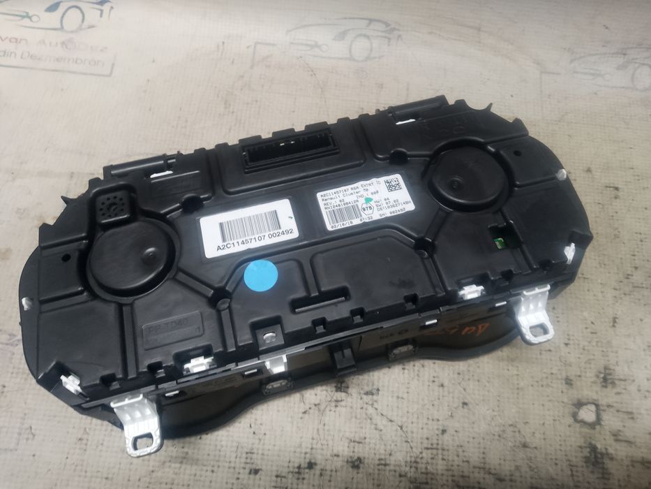 ceasuri bord uk  dacia duster 1.6 benzina 2019