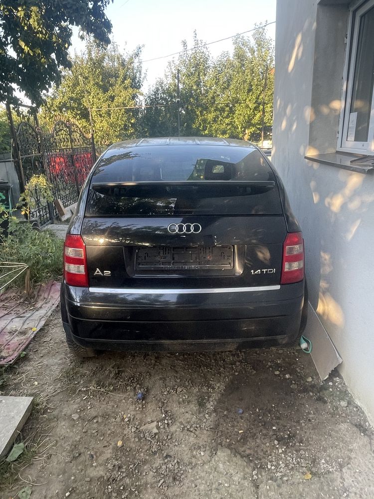 Masina audi a2  forte buna
