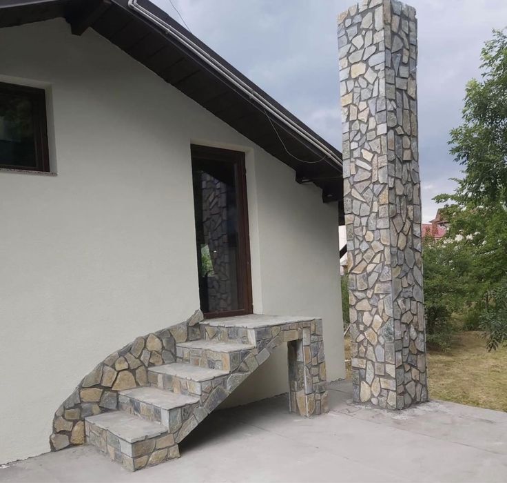 Piatră naturala poligonala