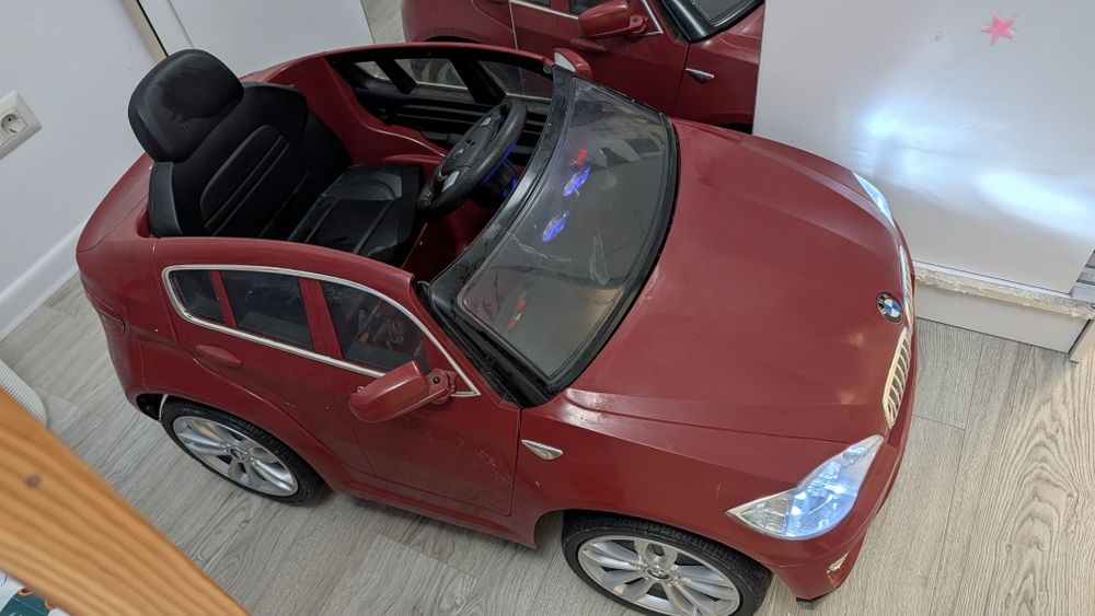 Masina copii electrica 2 baterii 2 motoare BMW X6 12V
