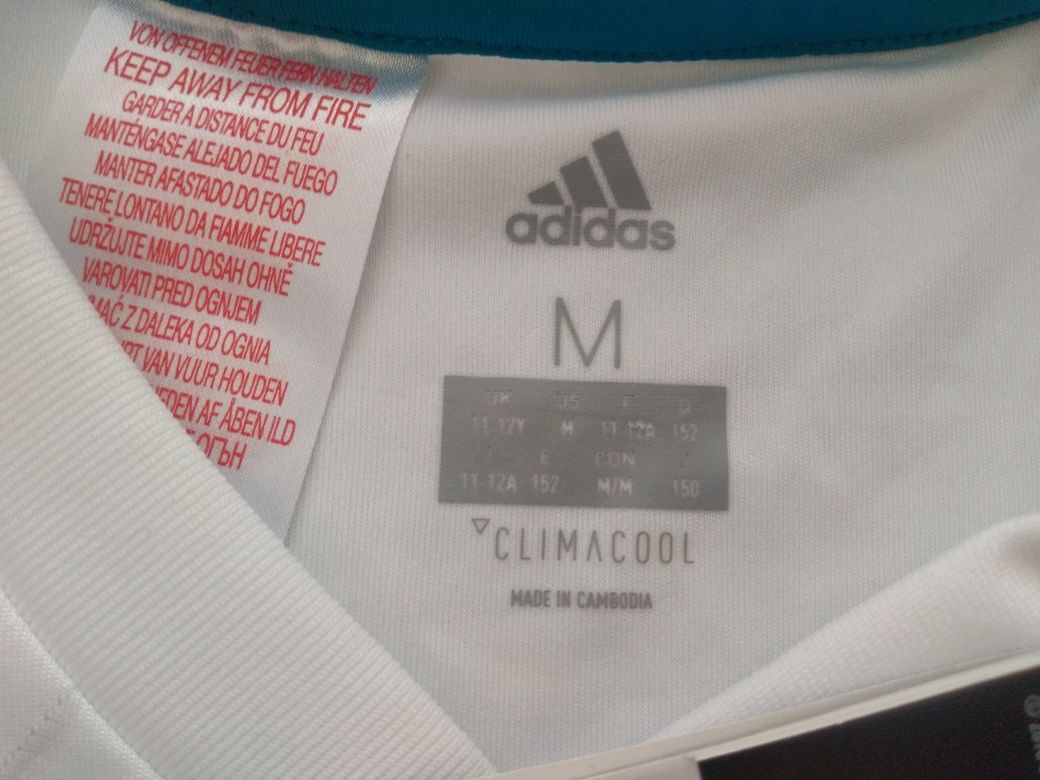 Чисто нова тениска Adidas