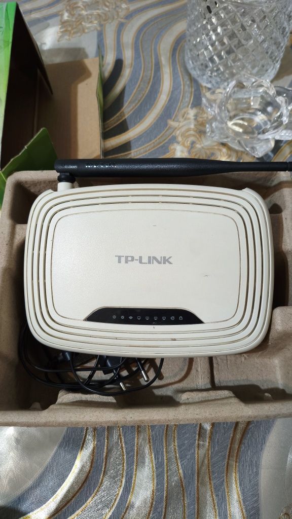 TP-Link WR 740 N WI-FI Router