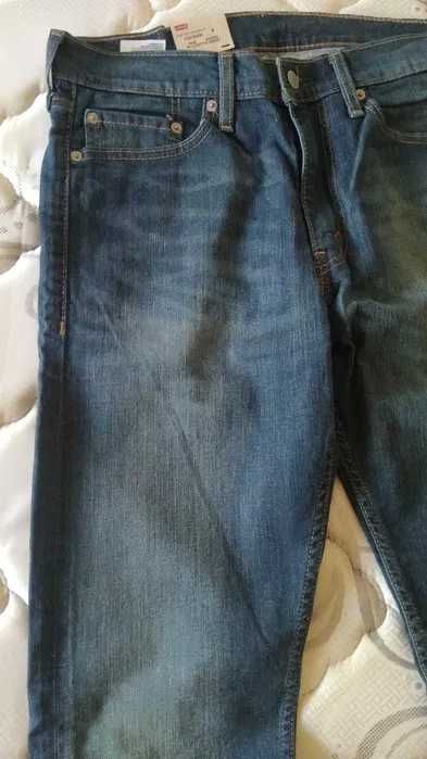 Мужские джинсы Levis 513 тёмно-синие, новые из США (31*32). ДЁШЕВО!