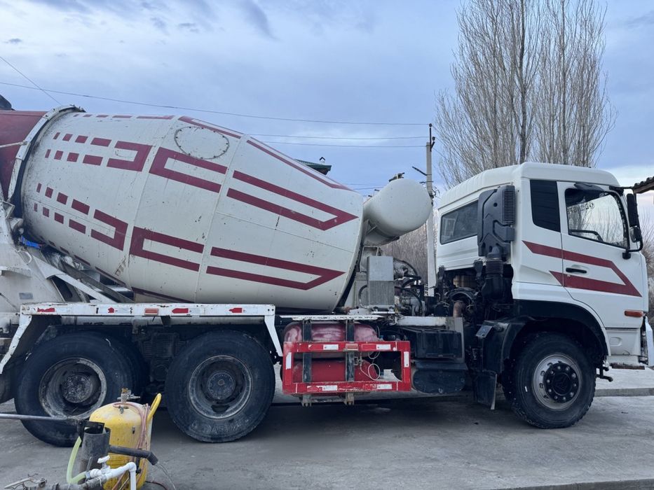 Автобетонасместител