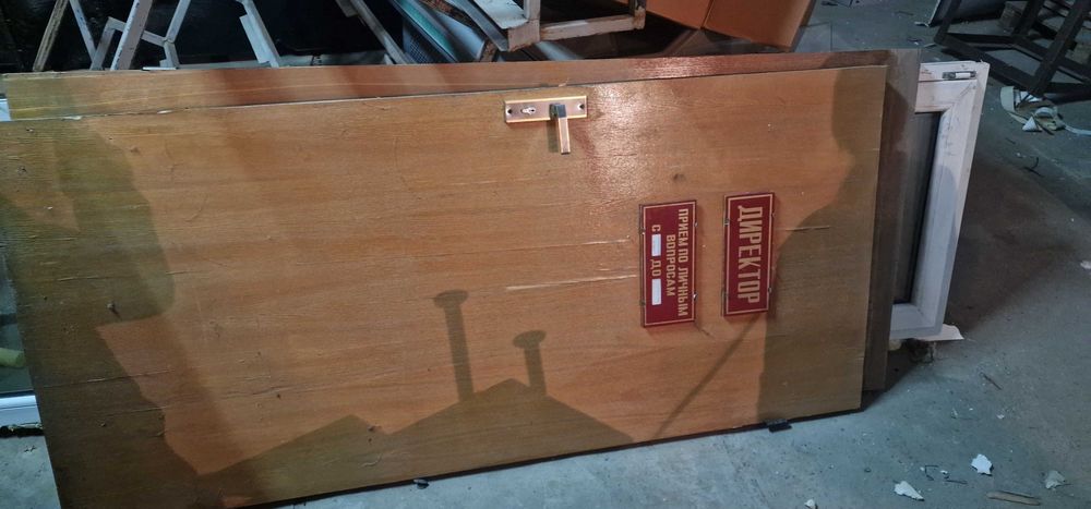 Продам дверь 2 штуки