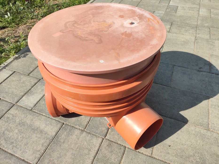 Baza camin canalizare D: 400 3 intrari si 1 iesire D.160 , extra CAPAC