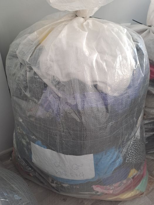 Дрехи 2ра употреба 30лв/чувала РАЗПРОДАЖБА