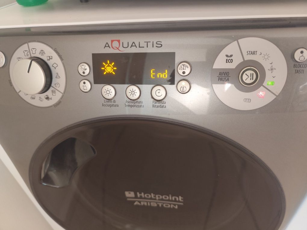 Сушилня Hotpoint Ariston 9кг.