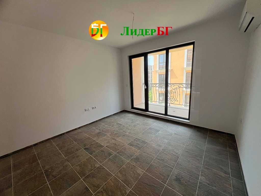 Продава се Едностаен апартамент в к.к. Елените - 31 кв.м за 1081 €/кв.м - Снимка #4