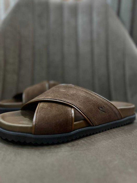 Hackett London мужские кожаные тапочки РАЗМЕР 42,43