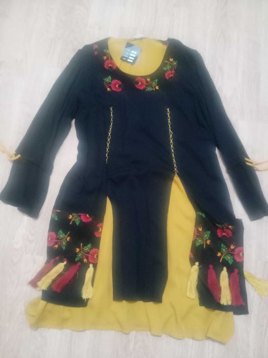 Rochie nouă cu etichetă tradițională
