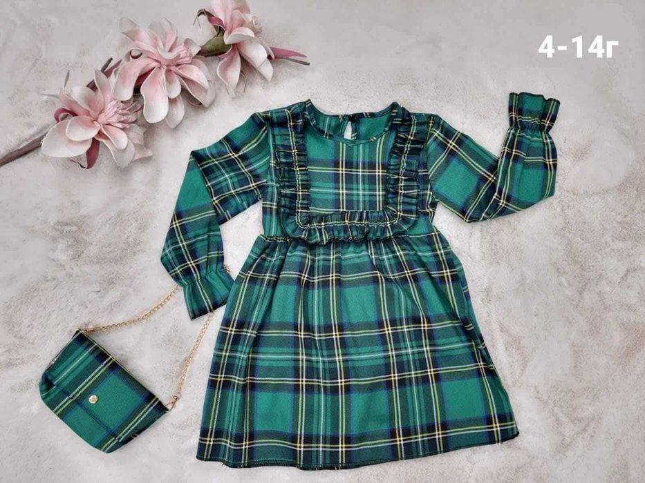 Детска прекрасна рокля