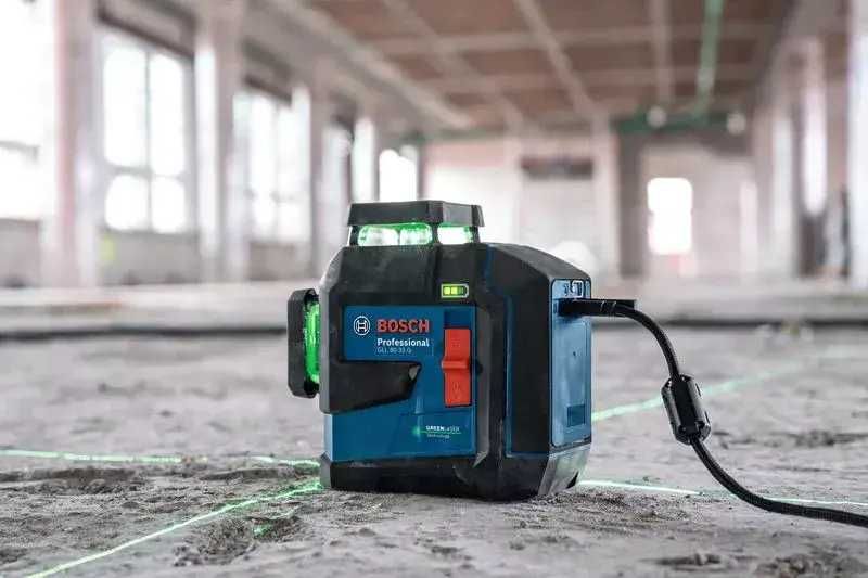 ПРОМОЦИЯ!Лазерен нивелир GLL 80-33 G стойка LB10 Bosch
