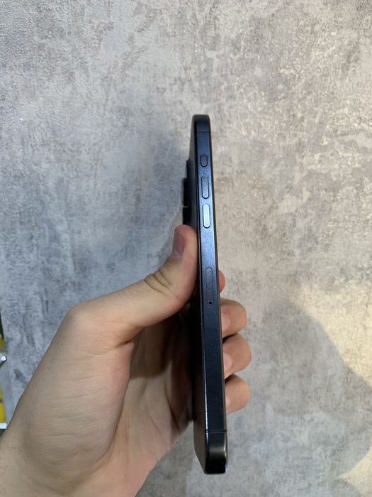 Iphone 15 pro max blue 256 gb 90%