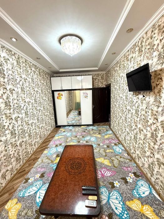 3 xonali kvartira sotiladi