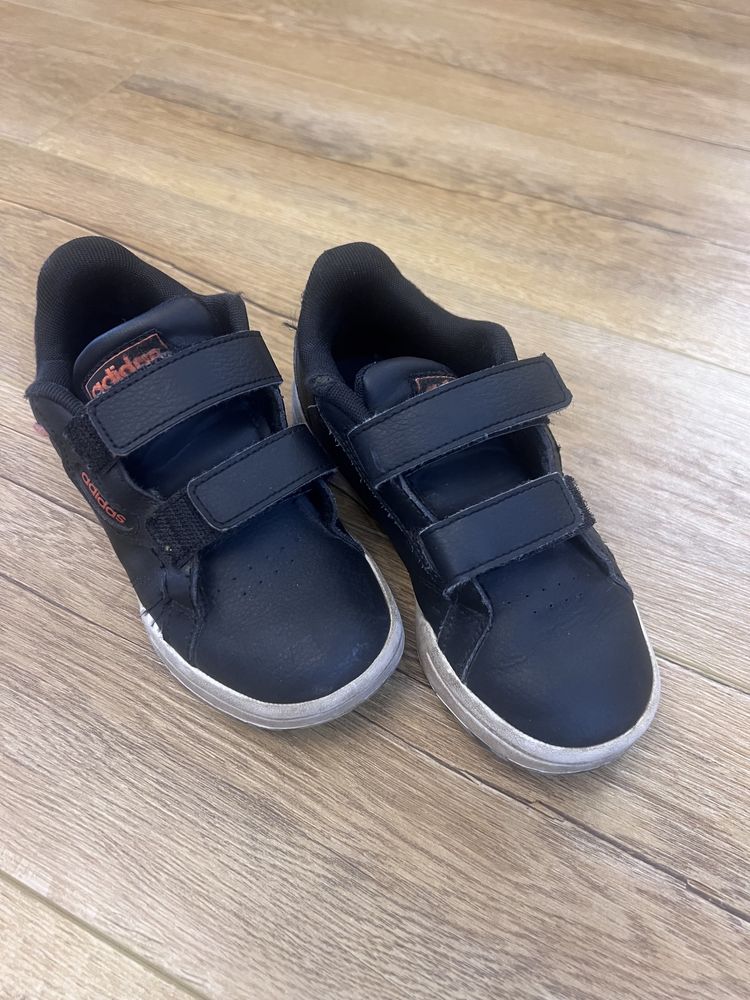 Кроссовки детские Adidas 27-28р.