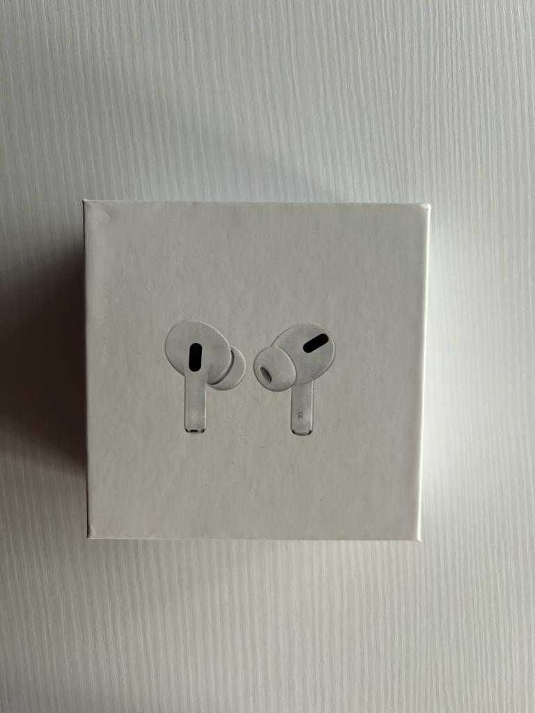 Carcasa Airpods Pro + Casca Stanga Airpods Pro (impreuna sau separat)