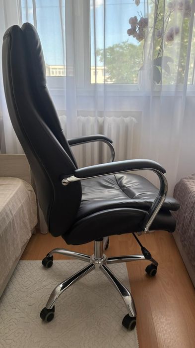 Vand scaun directorial