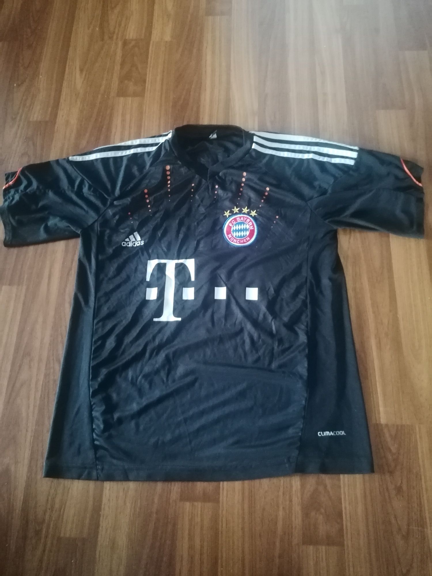 Tricou Adidas climacool FC Bayern München, nr 8 Javi Martinez