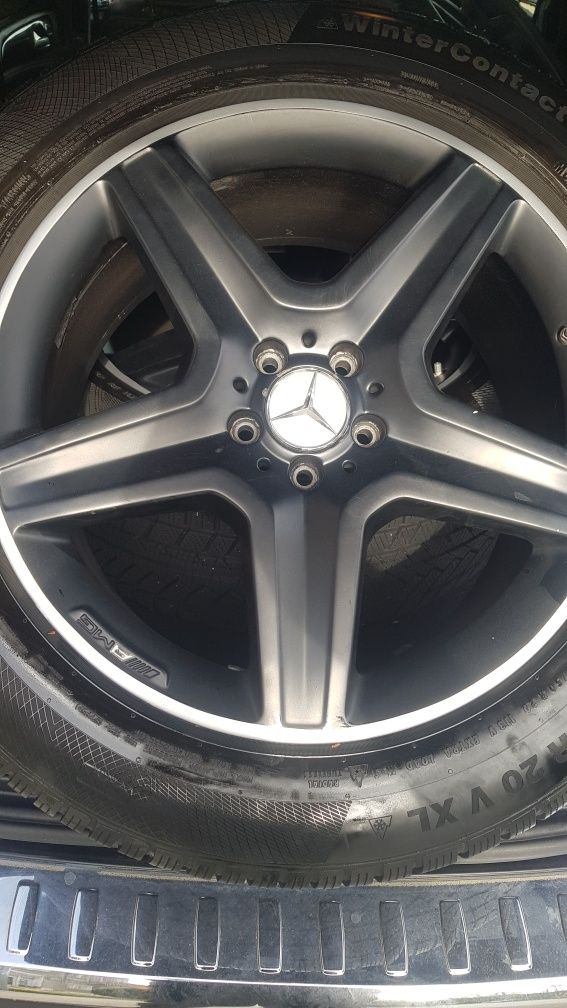 Гуми с джанти Mercedes