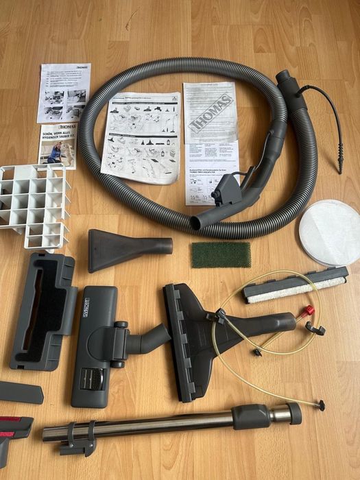 Thomas twin tt пылесос в отличном состоянии