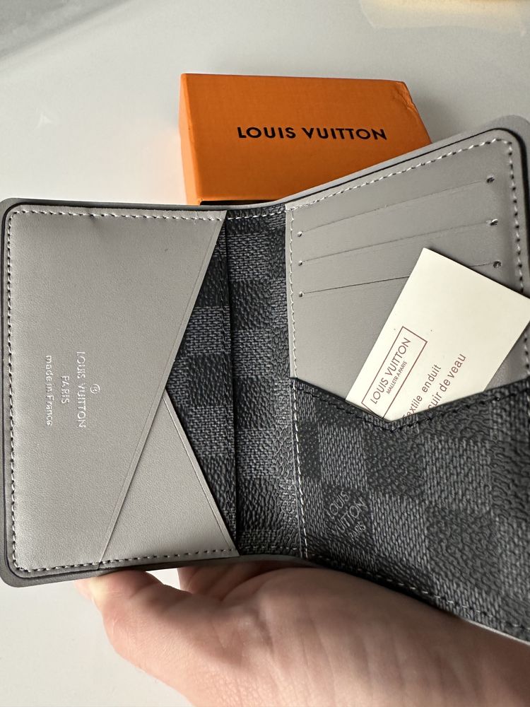 Louis Vuitton мъжко портмоне естествена кожа Намаление!