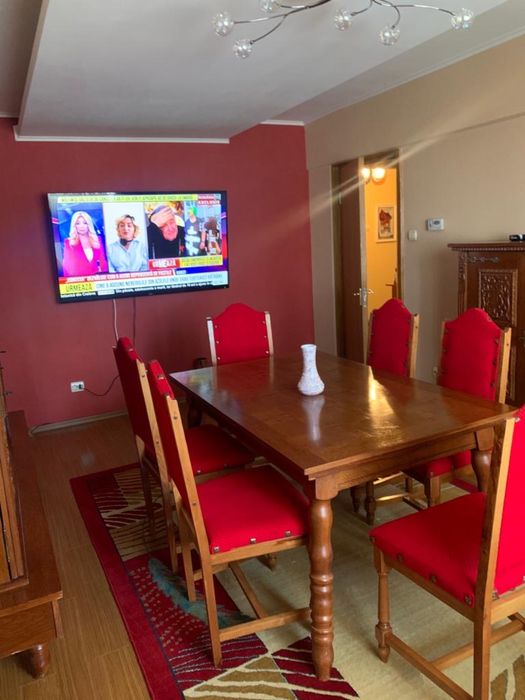 Inchiriez apartament central 4 camere