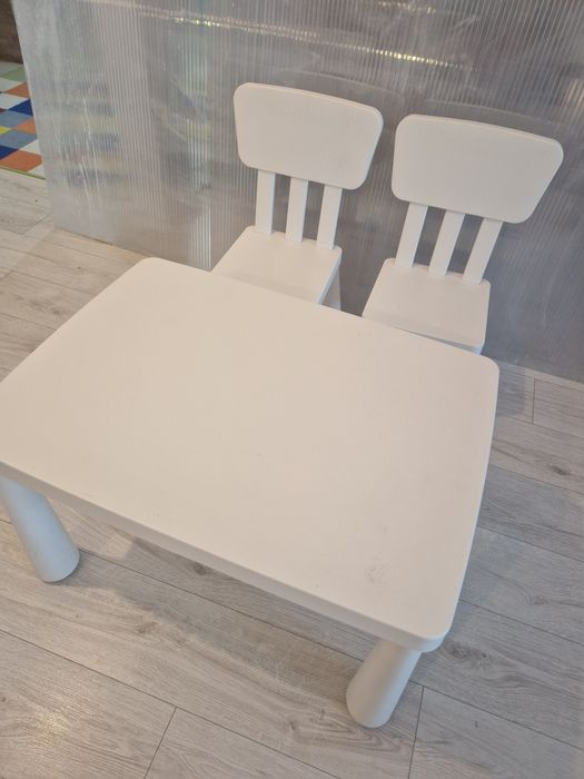 Masuta+2 scaune "Mammut" IKEA