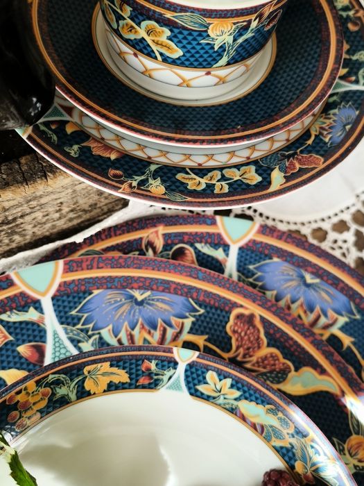 Порцеланов сет за хранене и чай