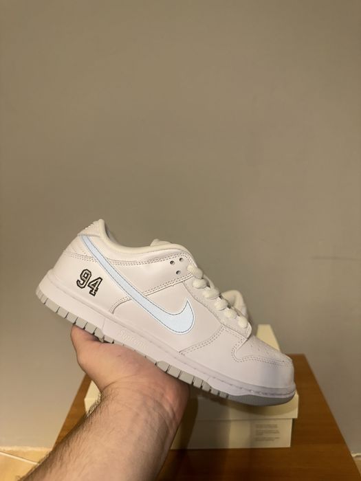 Nike Sb Dunk Low Supreme White