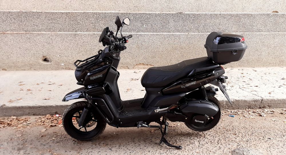 Скутер  модель  Танк