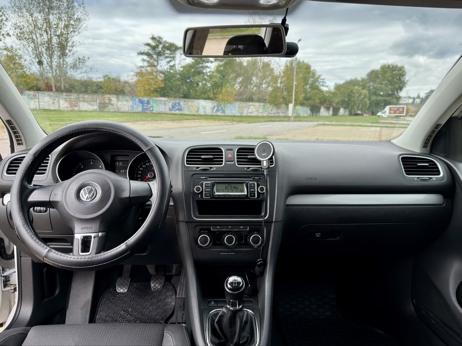 Volkswagen Golf 6 TDI 2011 - Impecabil