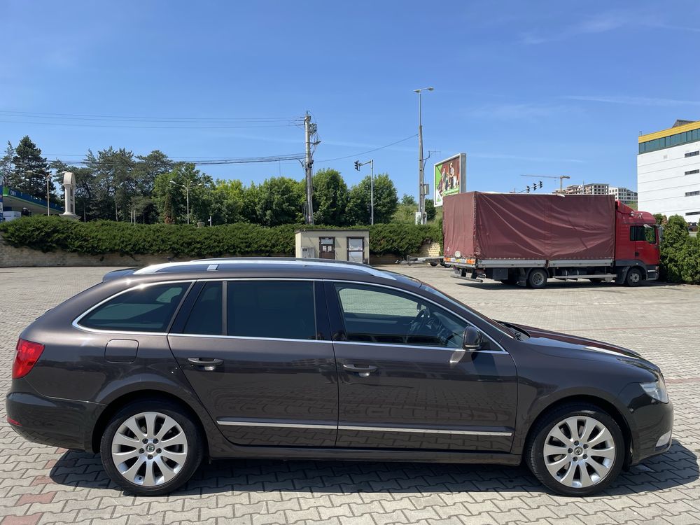 superb (automat) 1,8 benzina variante cu seria 5