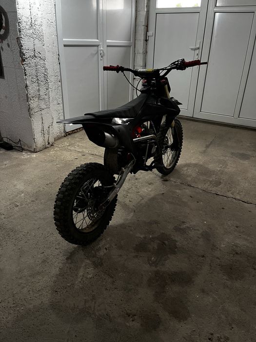 Ultra 125cc 4 timpi