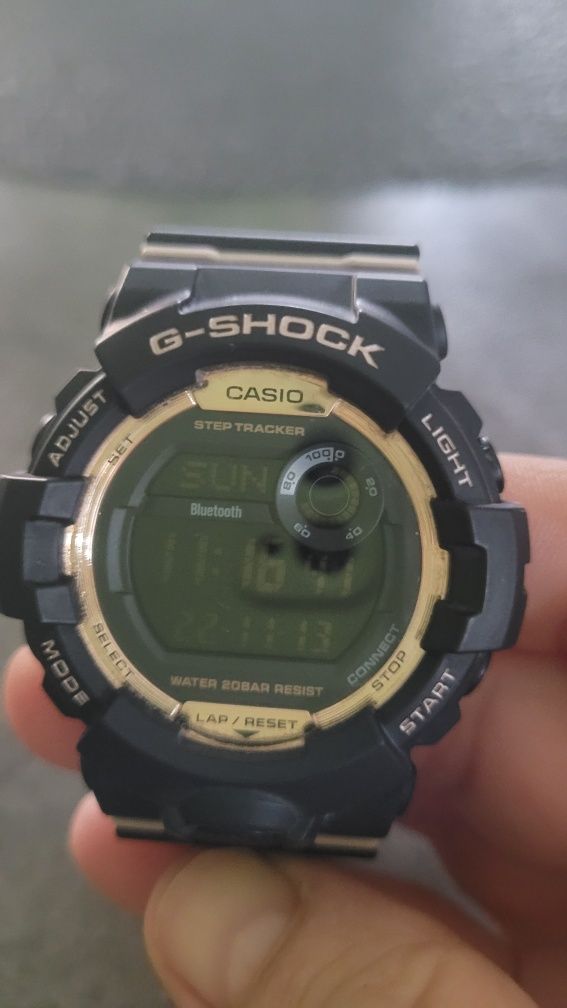 Vand ceas Ceas dama Casio G-Shock GMD-B800-1ER Bluetooth Step Tracker