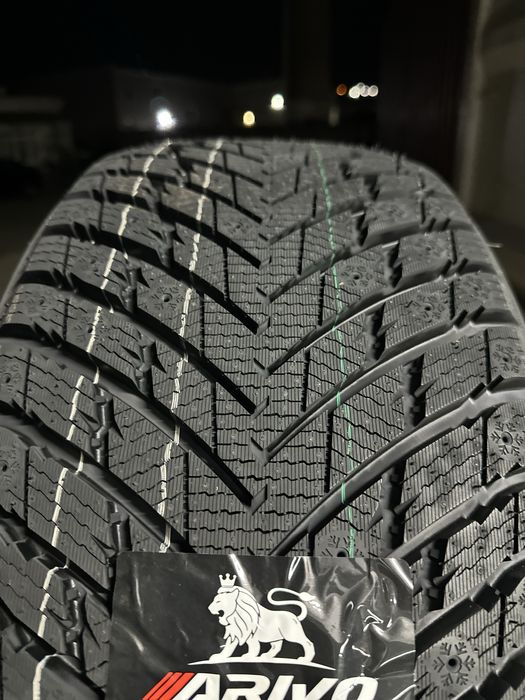Нови зимни гуми ARIVO ARW7 255/40R21 102T XL НОВ DOT БОРД 2554021