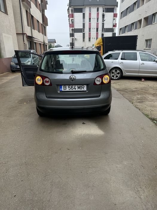 Vand golf 5 plus 1600 euro