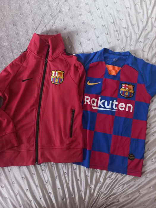 Bluza de treining  si tricou  7 _8 ani