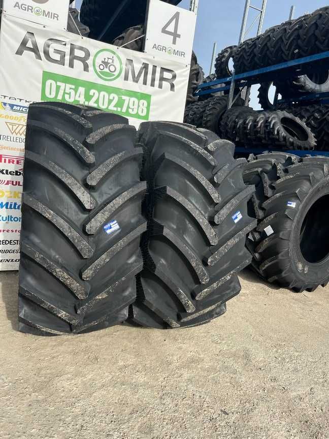 Marca CEAT cauciucuri 800/65R32 noi radiale pentru combina 181A8