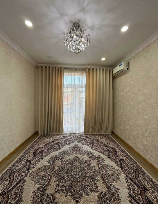 Срочно продается коттедж 5 комнат 3 этажный