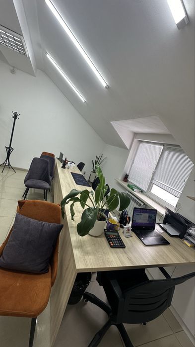 Офис на Муканова