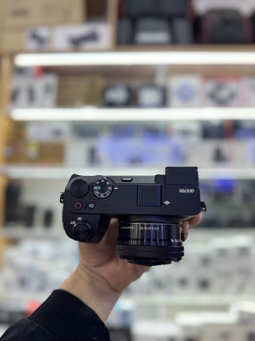 Sony 6700 E PZ 16-50 f3.5-56 OSS kit