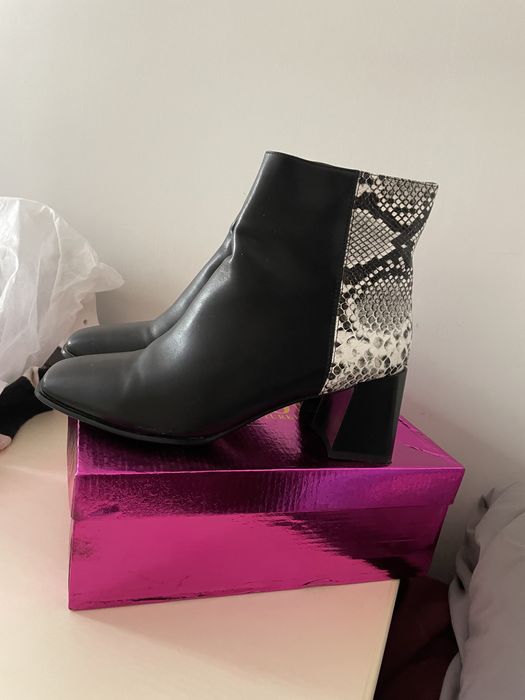 Турецкая полусапожка фирма Lascala