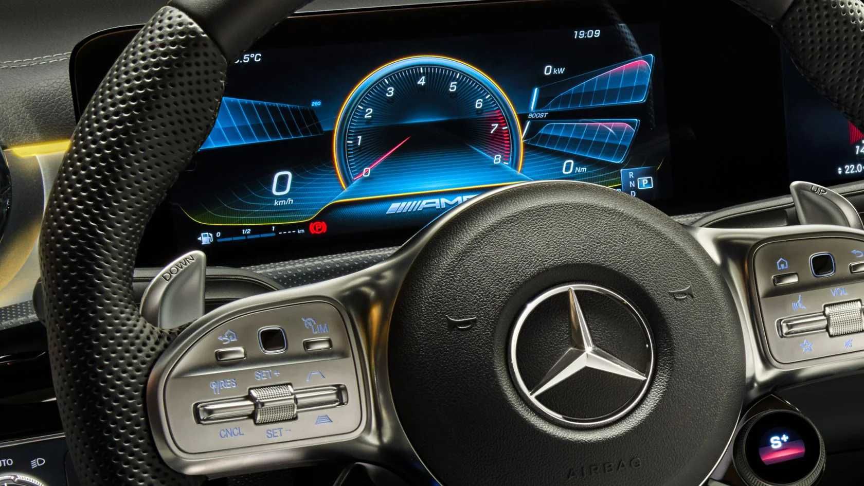 Mercedes кодиране и адаптация (CarPlay,Android Auto,AMG Меню)