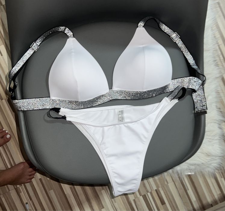 Costume de baie modele actuale