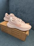 Оригинални маратонки Nike, размер 37,5