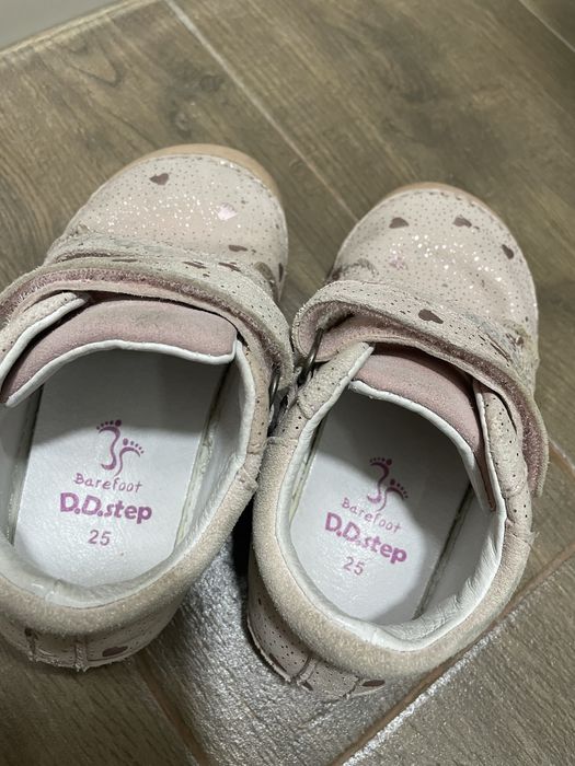Боси обувки за момиче DD step