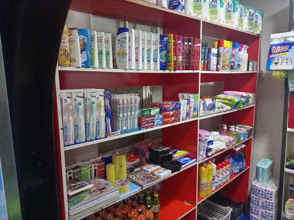 Срочна продаётся полки хорошим состоянием