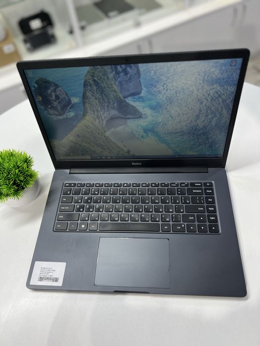 Redmi core i3-11 Ram 8 Gb SSD 256 gb