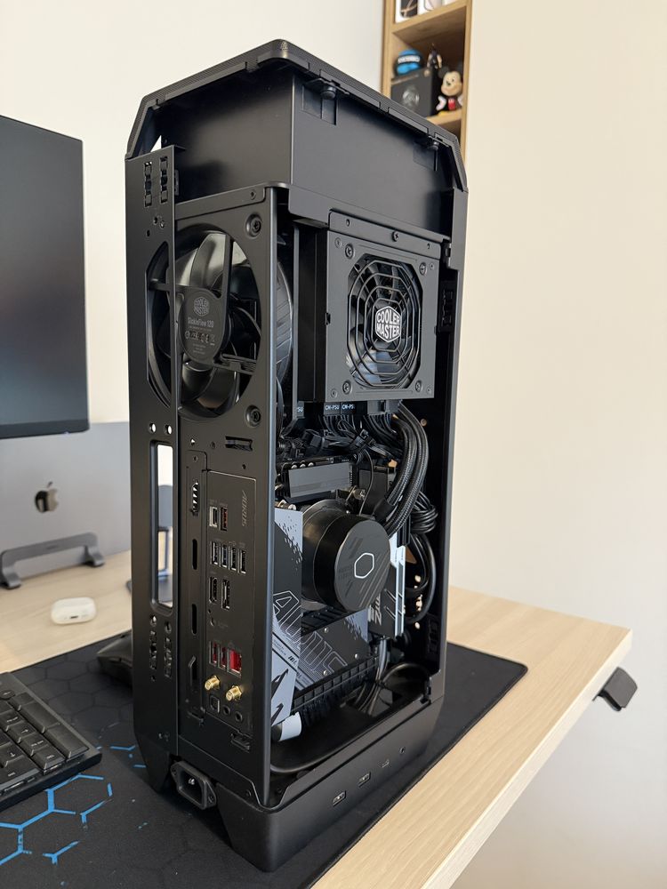 Геймърски компютър RTX 3090 fe гаранция като нов